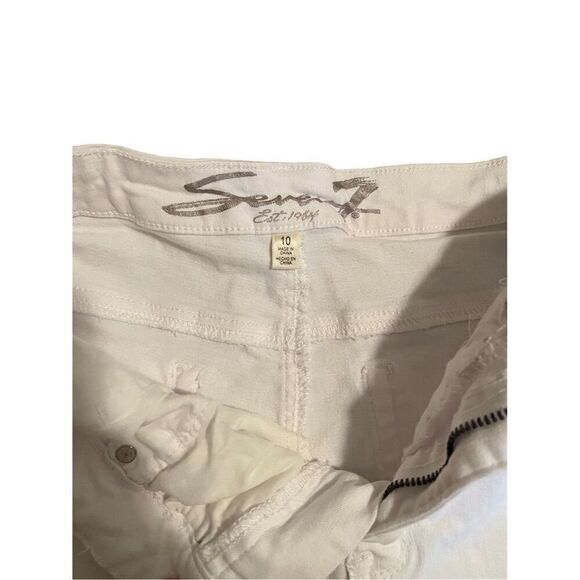 Seven7 Women's White Bermuda Denim Shorts Size 10 Summer Casual - Picture 3 of 10